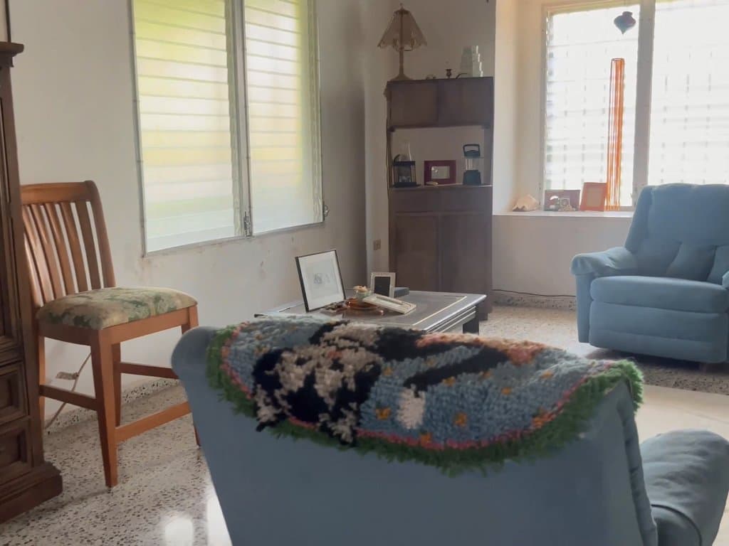 Casa de dos pisos en la comunidad de Boca Vieja 14