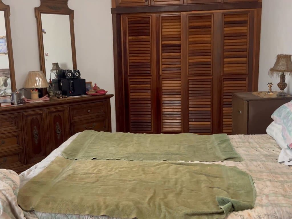 Casa de dos pisos en la comunidad de Boca Vieja 16
